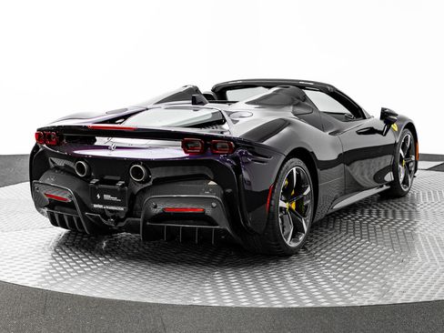 Certified 2024 Ferrari SF90 Spider image 7