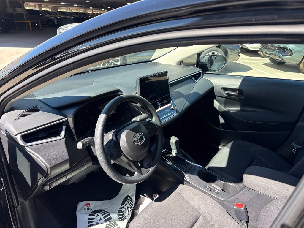 Used 2026 Toyota Corolla LE FWD image 14