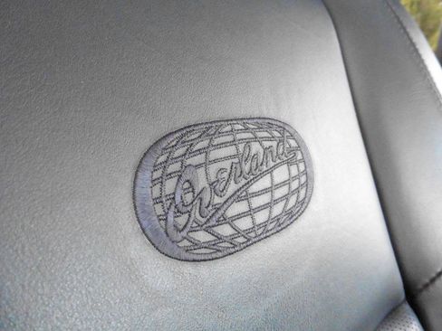 Used 2020 Jeep Grand Cherokee Overland image 17