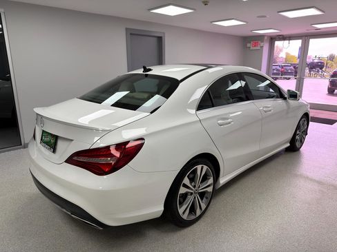 Used 2019 Mercedes-Benz CLA 250 image 3