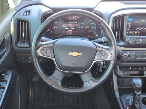 Used 2022 Chevrolet Colorado Z71 image 21