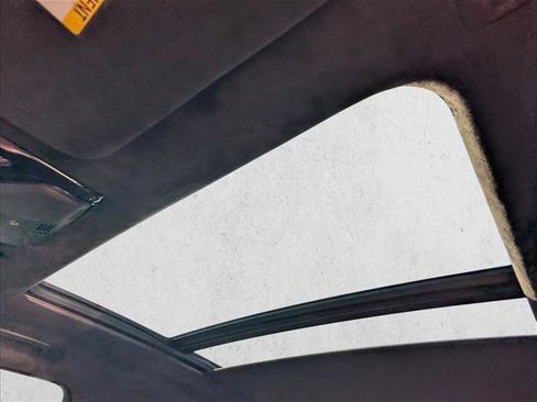 Used 2022 BMW X5 M w/ Competition Package 2 image 8