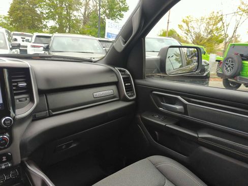 Used 2022 RAM 1500 Big Horn AWD/4WD image 29