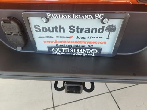 New 2025 Jeep Gladiator Sport image 15