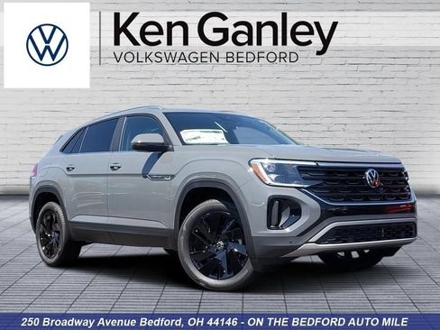 New 2026 Volkswagen Atlas Cross Sport SE AWD/4WD image 1