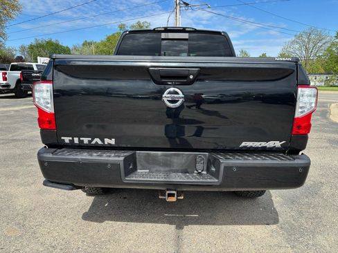 Used 2018 Nissan Titan PRO-4X AWD/4WD image 4