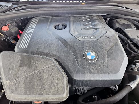 Used 2024 BMW X4 xDrive30i w/ Parking Assistance Package AWD/4WD image 31