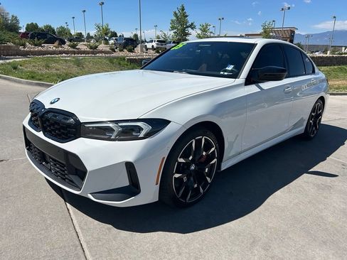 Used 2025 BMW M340i xDrive AWD/4WD image 3