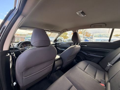 Used 2019 Nissan Altima 2.5 S image 16