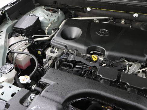Used 2019 Toyota RAV4 XLE w/ Convenience Package image 19