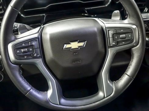 Used 2023 Chevrolet Silverado 1500 LT AWD/4WD image 18