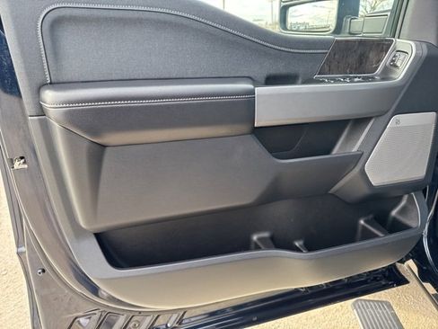 Used 2024 Ford F250 Lariat w/ Chrome Package image 33