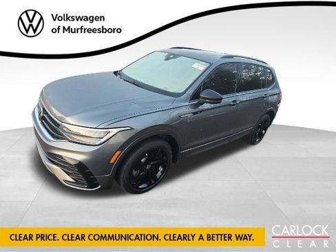 Used 2023 Volkswagen Tiguan SE R-Line image 1