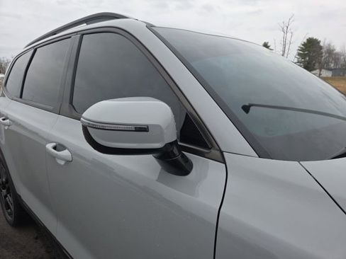 Used 2025 Kia Telluride SX Prestige X-Line image 3