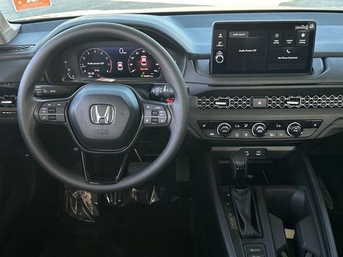 Used 2026 Honda Accord SE image 17