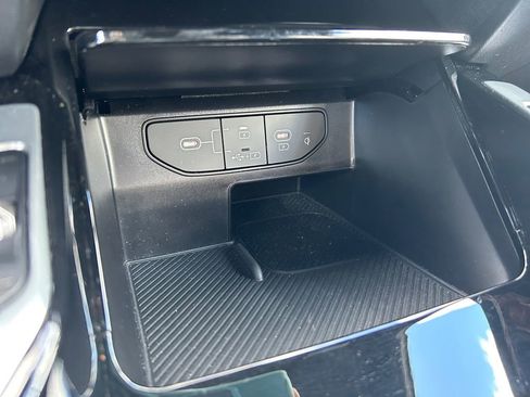 Used 2025 Kia Sorento SX Prestige image 38