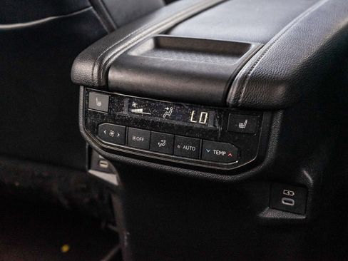 Certified 2024 Toyota Grand Highlander FWD image 17