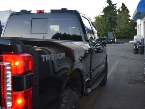 New 2025 Ford F350 Lariat w/ Lariat Ultimate Package image 7