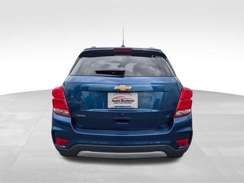 Used 2019 Chevrolet Trax LT FWD image 6