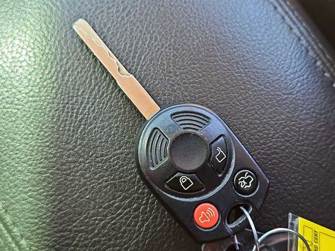 Used 2016 Ford Focus SE image 34