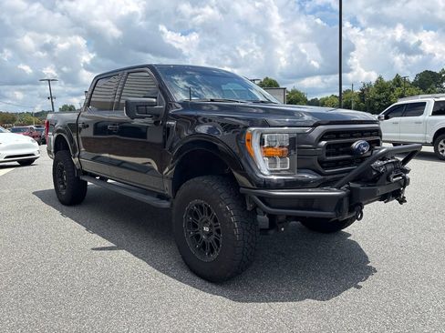 Used 2022 Ford F150 XLT w/ Equipment Group 302A High AWD/4WD image 11