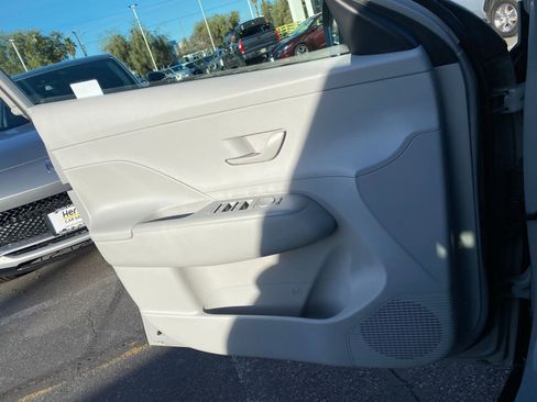 Used 2025 Hyundai Kona SEL image 20