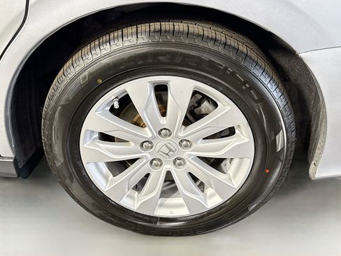 Used 2019 Honda Odyssey LX image 35