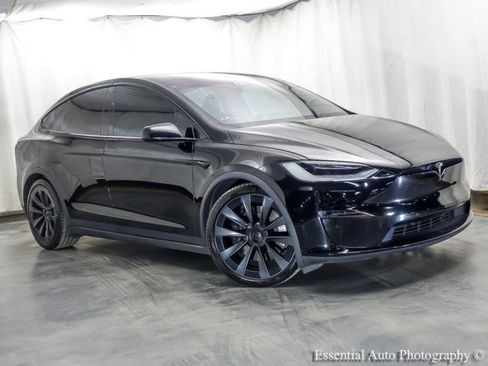 Used 2022 Tesla Model X image 2