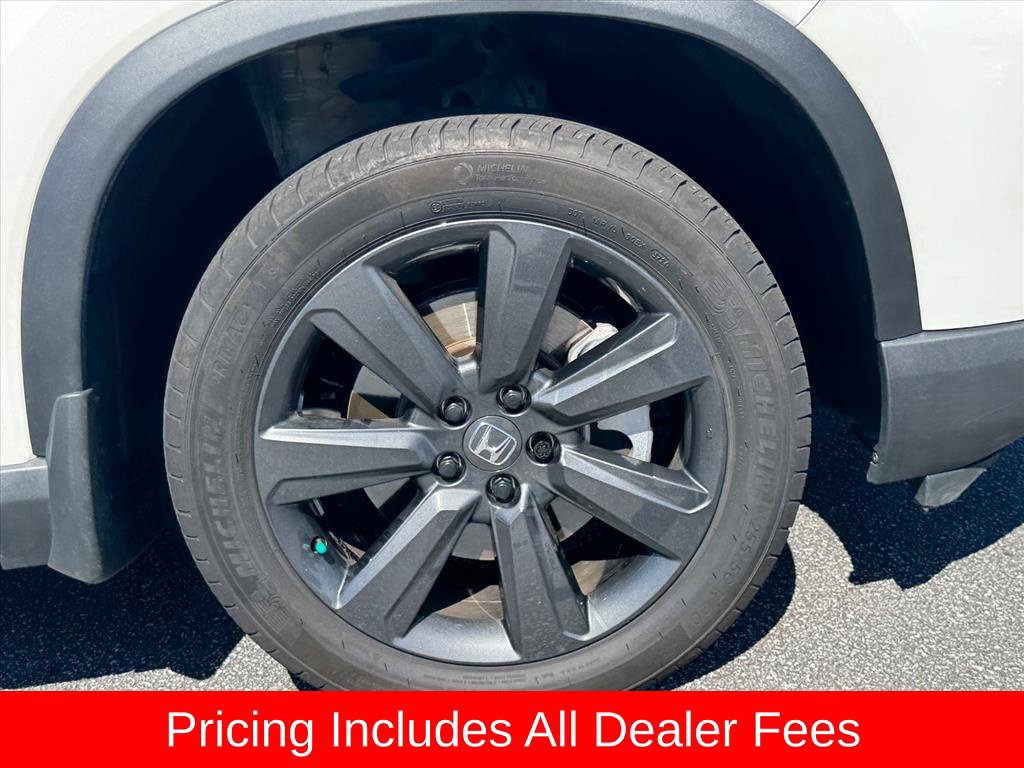 Used 2025 Honda Pilot Sport image 9
