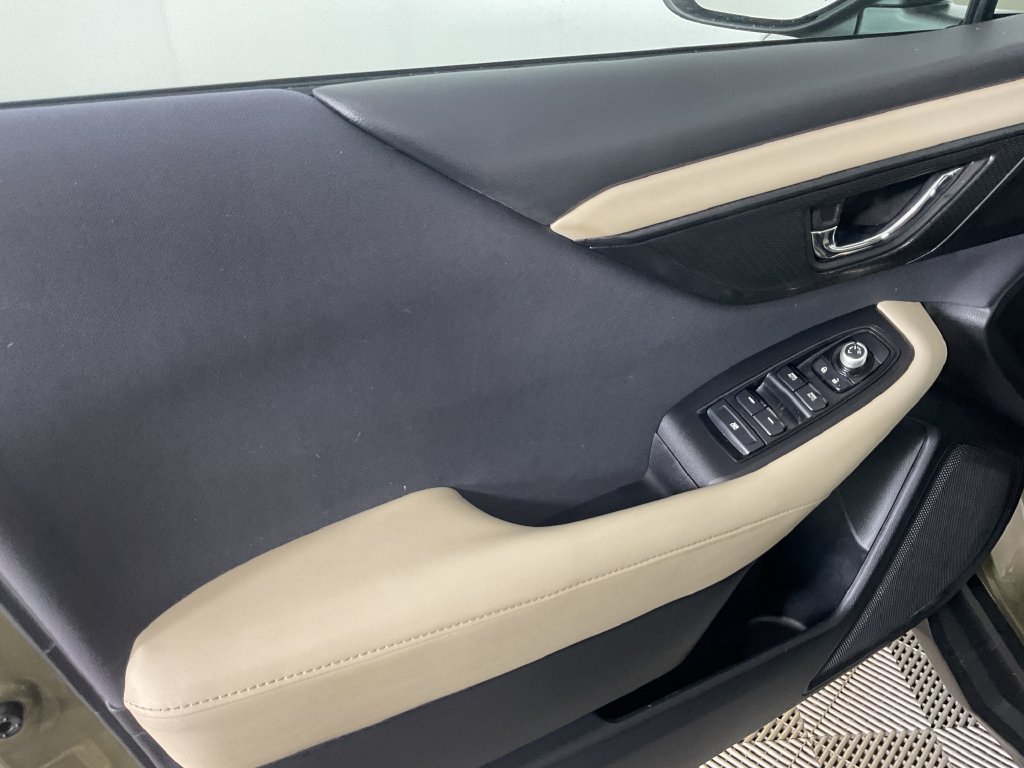 Used 2022 Subaru Outback Premium AWD/4WD image 16