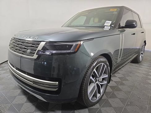 New 2026 Land Rover Range Rover SE AWD/4WD image 2