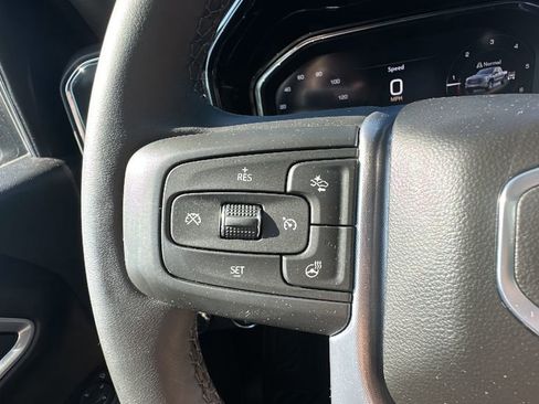Used 2024 GMC Sierra 1500 Elevation image 17