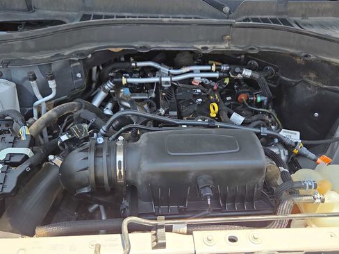 Used 2021 Ford Explorer XLT RWD image 13
