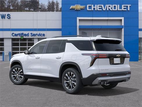 New 2026 Chevrolet Traverse LT w/ Sun and Wheel Package image 3