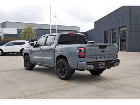 New 2026 Nissan Frontier SV w/ SV Convenience Package image 4