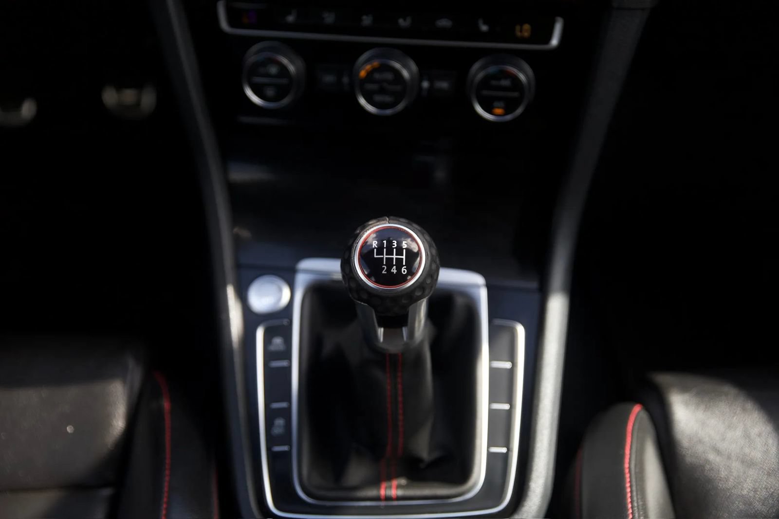 Used 2016 Volkswagen GTI Autobahn w/ Lighting Package (SEL) FWD image 20