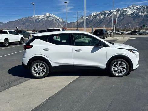 New 2027 Chevrolet Bolt LT w/ Comfort Package image 26