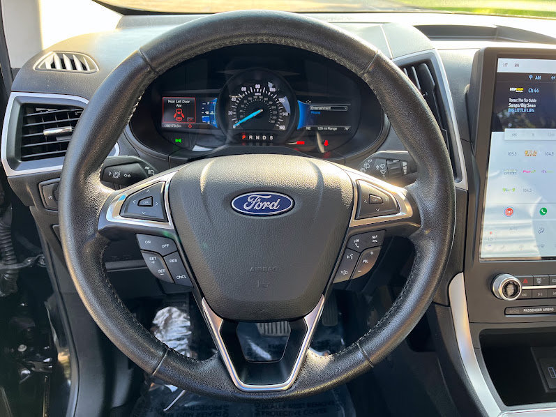 Used 2022 Ford Edge SEL AWD/4WD image 12