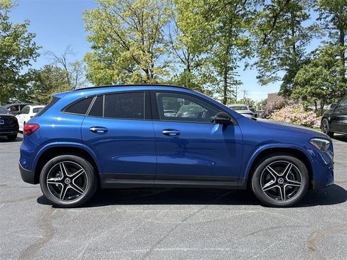 Certified 2025 Mercedes-Benz GLA 250 image 6