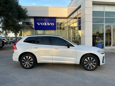 Certified 2024 Volvo XC60 B5 Core w/ Protection Package Premier AWD/4WD image 8