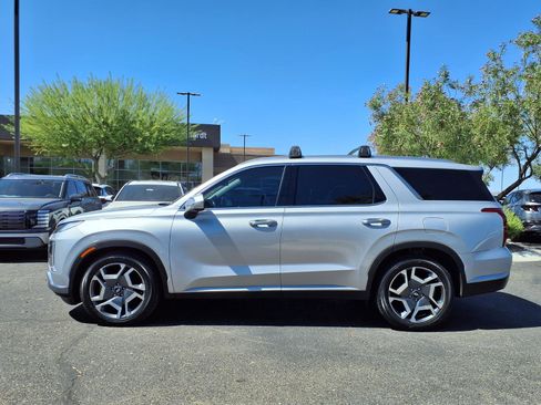 Used 2024 Hyundai Palisade SEL AWD/4WD image 3