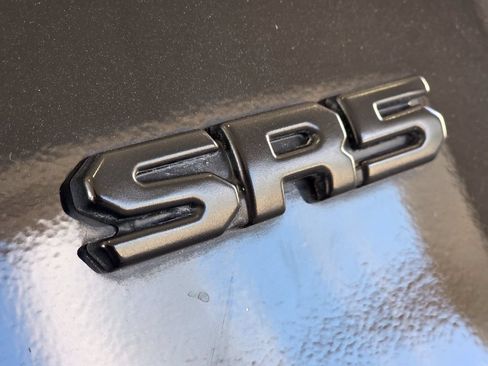 Used 2022 Toyota Tundra SR5 RWD image 9