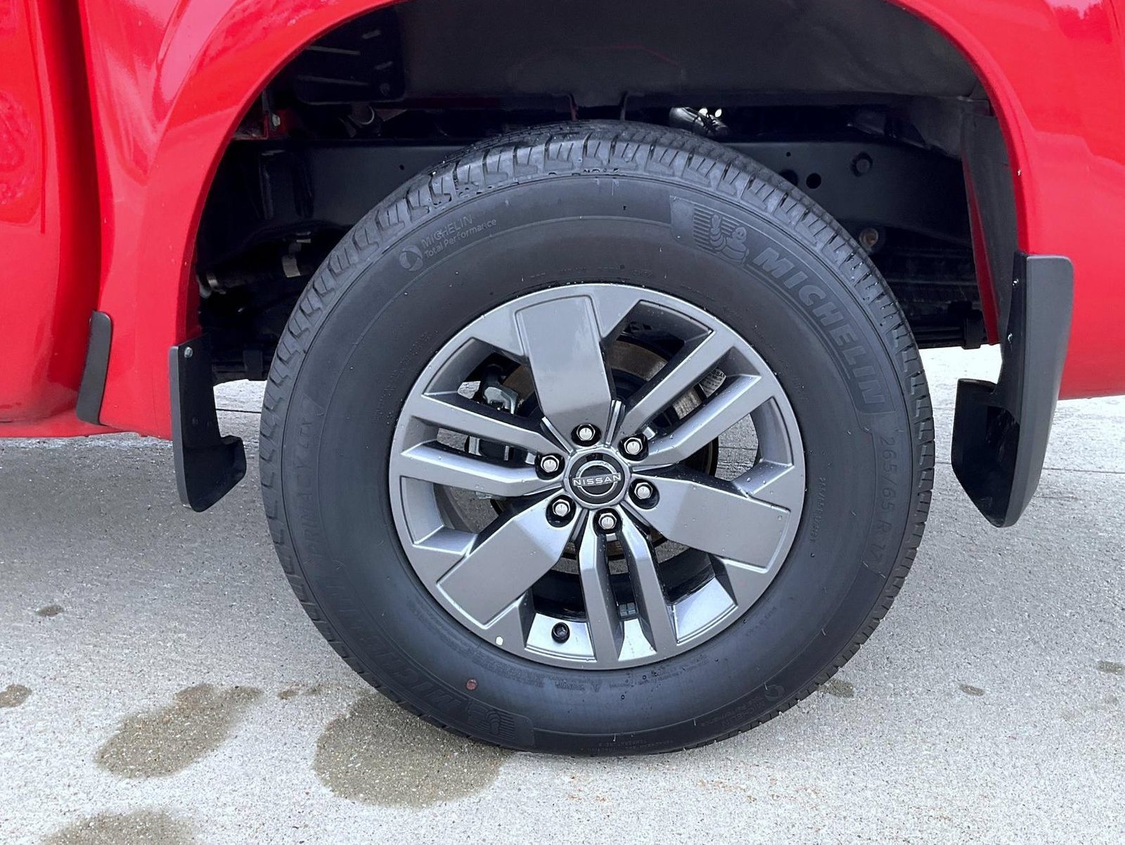Certified 2025 Nissan Frontier SV w/ SV Convenience Package AWD/4WD image 22