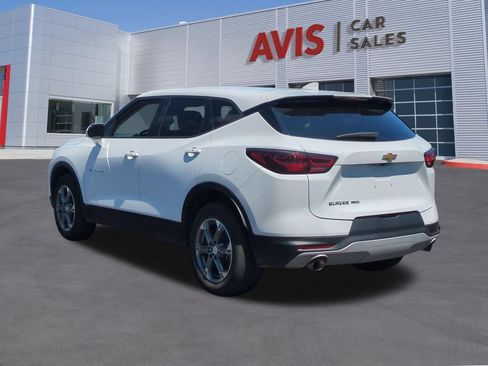 Used 2025 Chevrolet Blazer LT AWD/4WD image 10