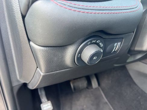 Certified 2022 Dodge Durango R/T RWD image 57