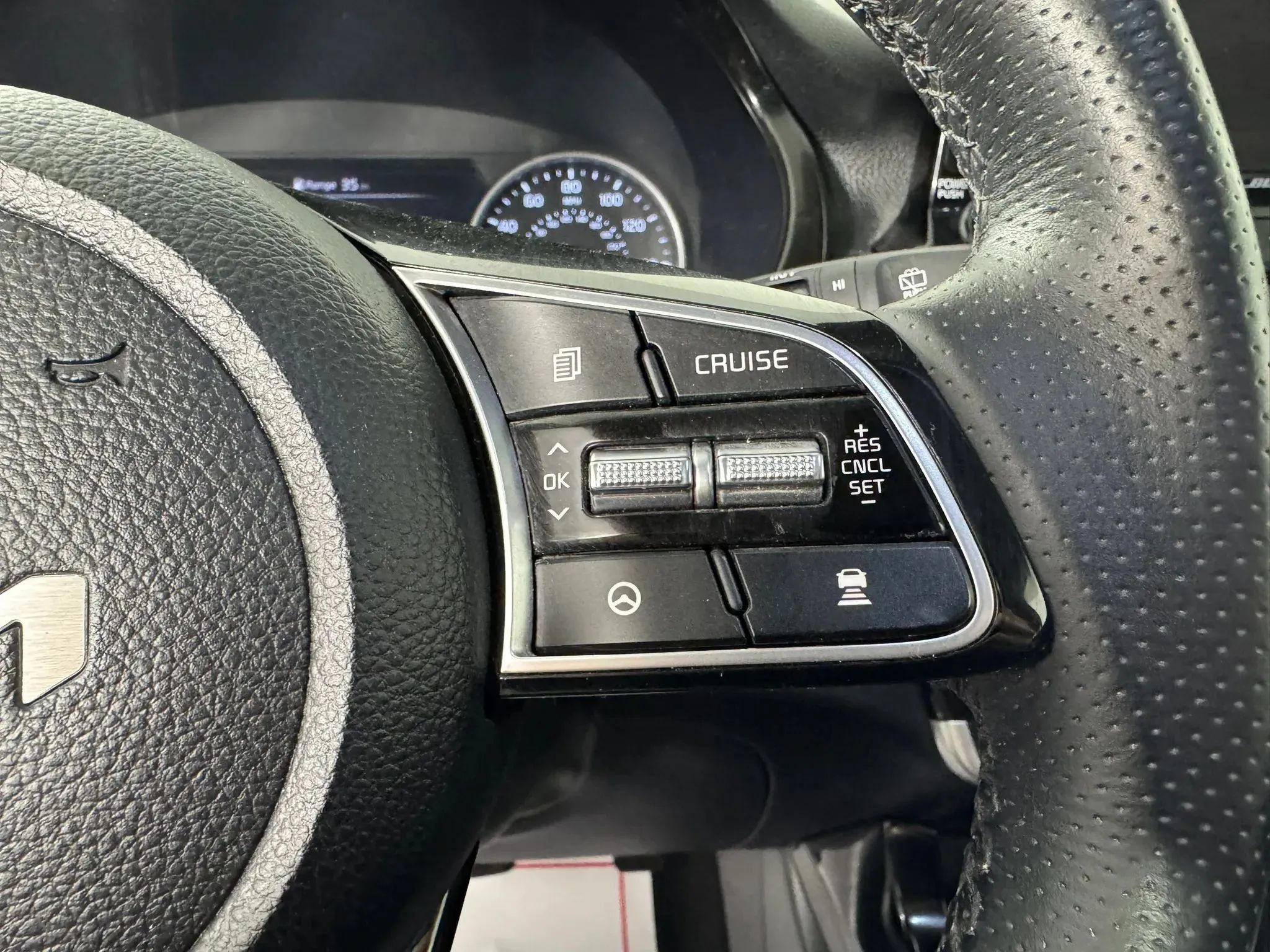Used 2022 Kia Seltos SX w/ Sunroof Package AWD/4WD image 16