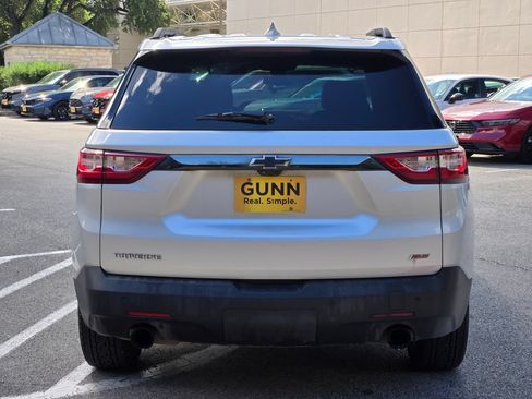 Used 2020 Chevrolet Traverse RS FWD image 4