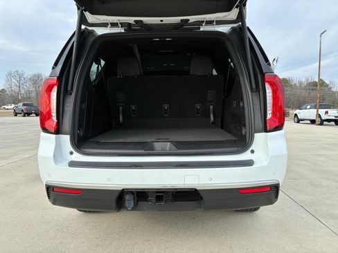 Used 2021 GMC Yukon XL SLT image 33