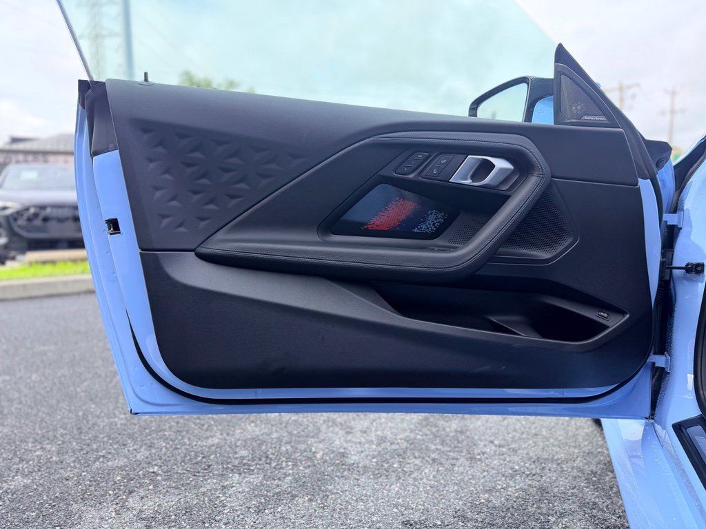 Used 2025 BMW M2 w/ Lighting Package RWD image 13