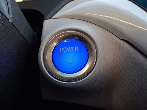 Certified 2020 Chevrolet Bolt Premier w/ Infotainment Package image 24